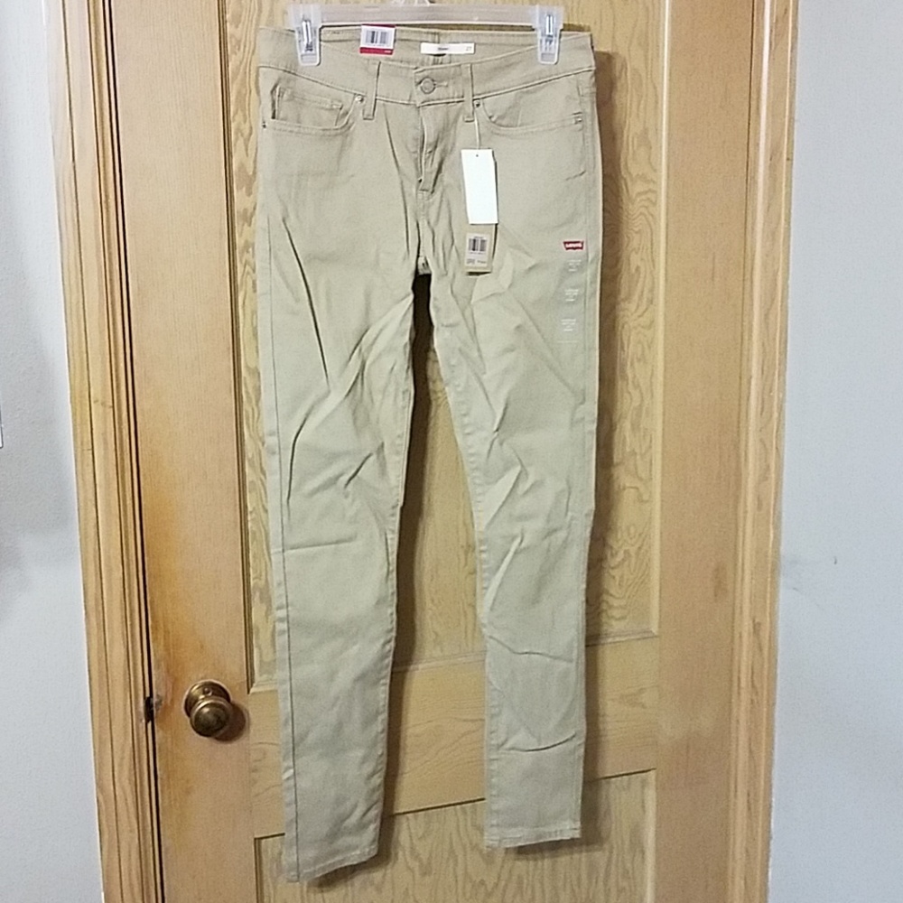 NWT Levi's 711 Skinny Jeans
